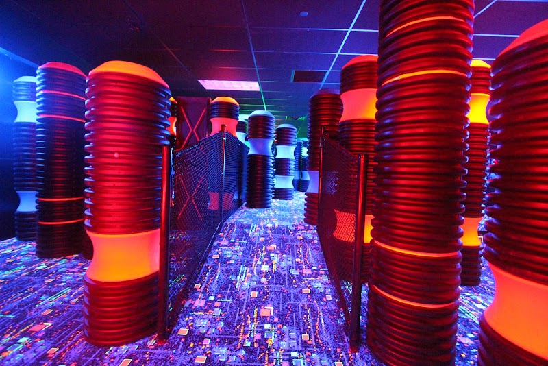 Laser Bounce - Family Fun Center | Queens photo 3