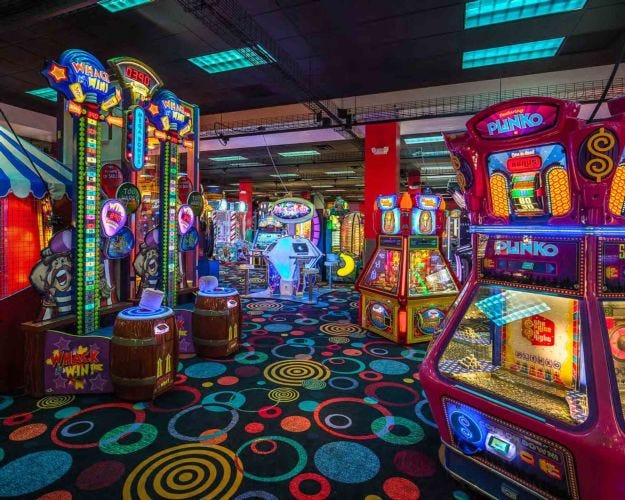 Round1 Bowling & Arcade - Auburn Hills photo 2