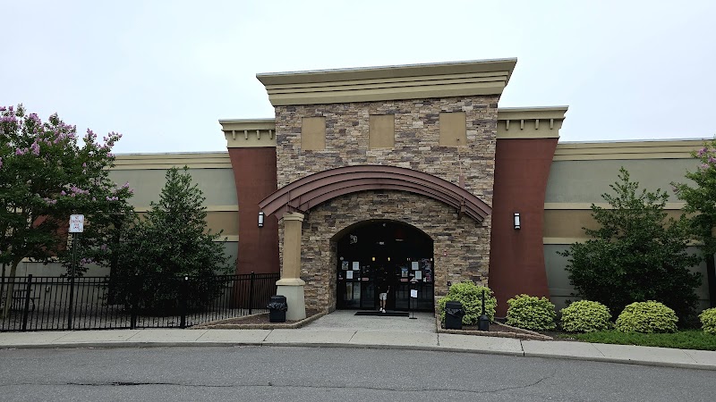 Colonial Bowling and Entertainment photo 3