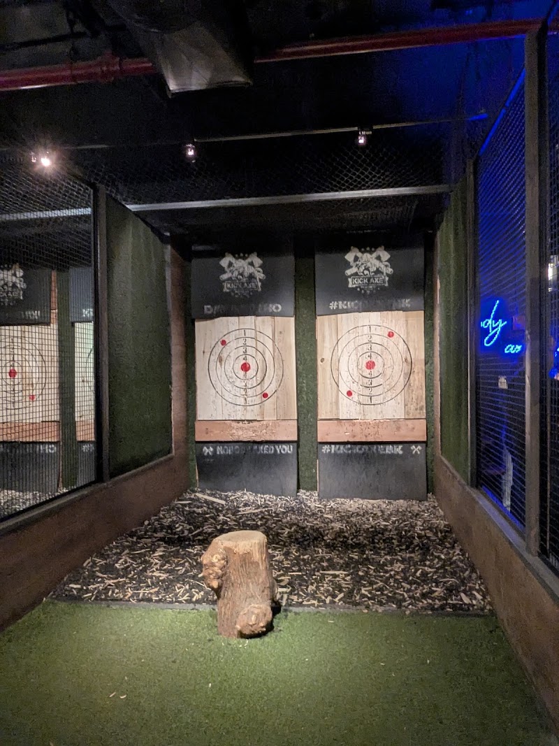 Kick Axe Throwing BROOKLYN photo 3