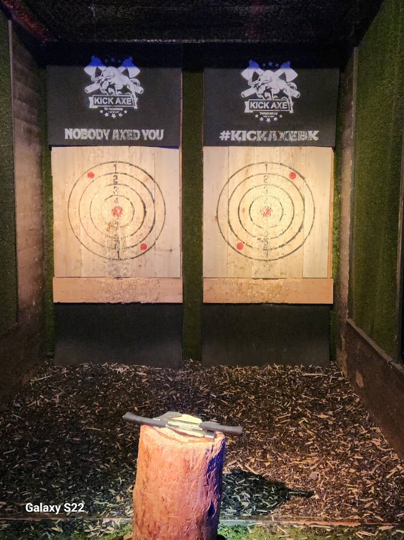 Kick Axe Throwing BROOKLYN photo 2