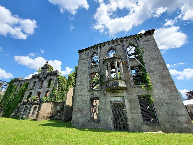 Roosevelt Island photo 3