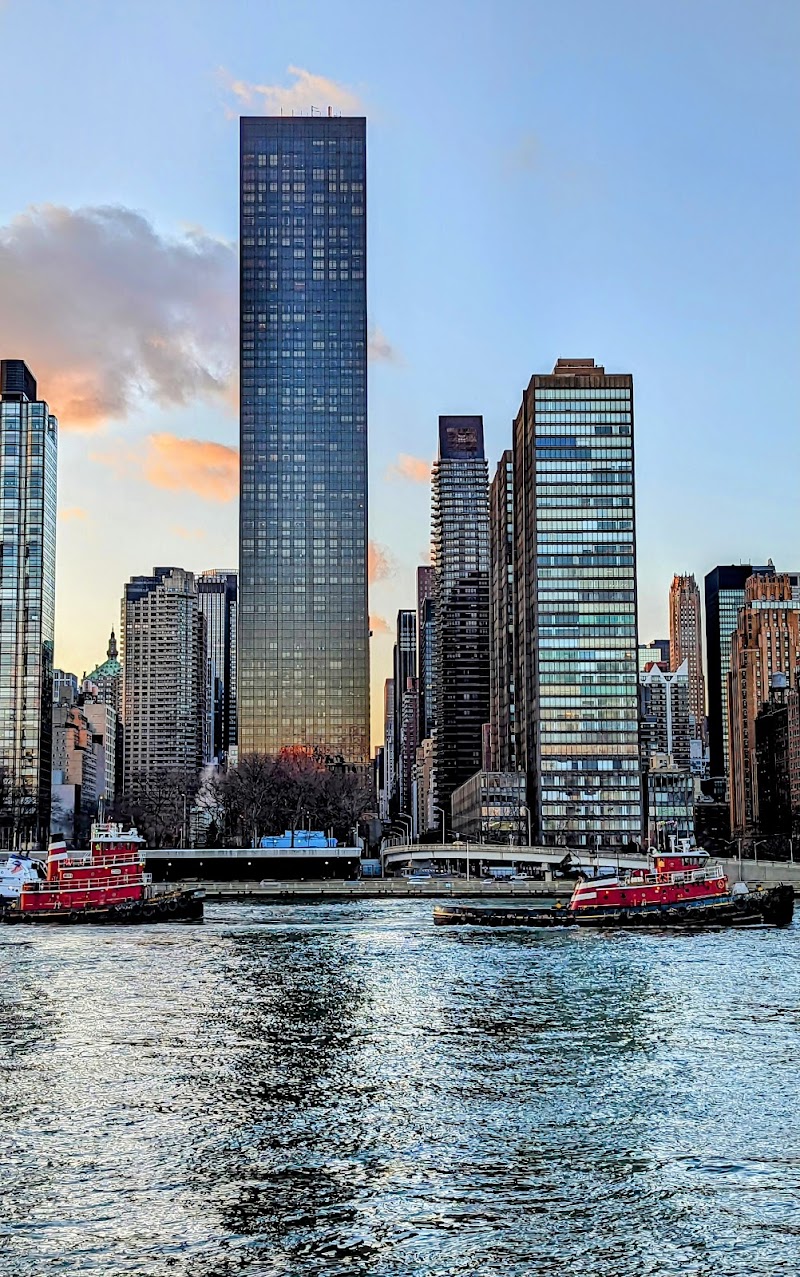 Roosevelt Island photo 6