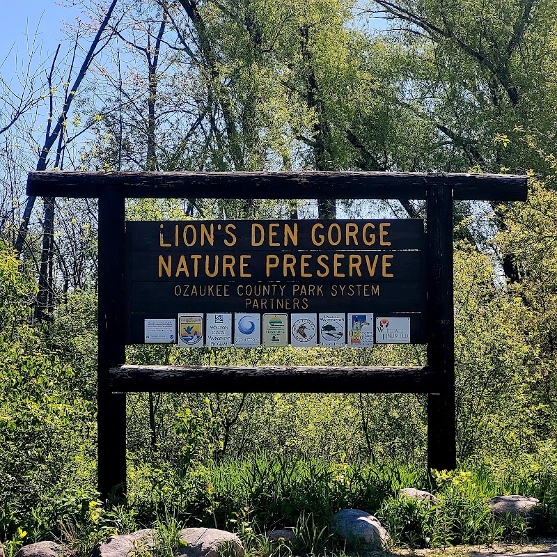 Lion's Den Gorge Nature Preserve photo 7